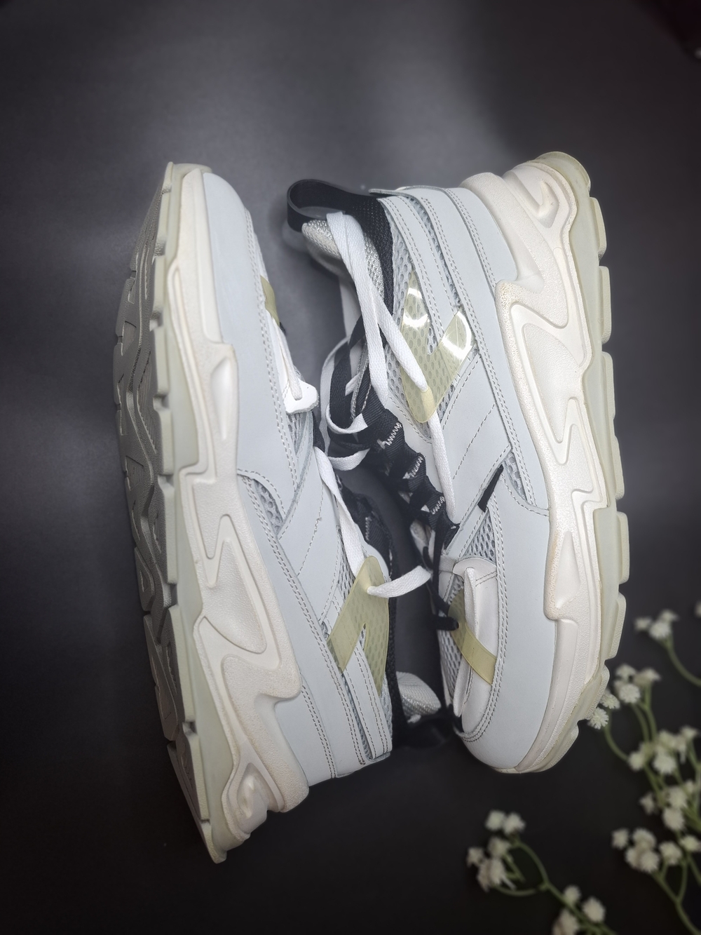 Triple 7 Men’s White and Cream Chunky Sneakers